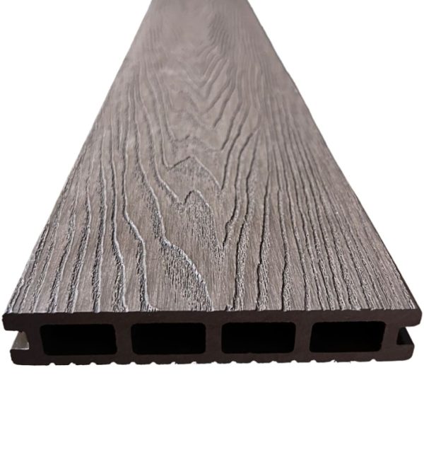 Piso deck color almendra